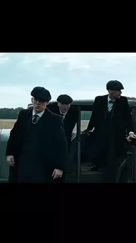 Silence is his loudest warning. 💀 #thomasshelby #Peakyblinders #sigma 