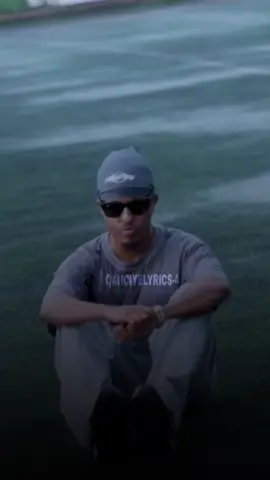 Jacaylku Muxuu Idhibay 💔🥺 - #qanciyelyrics_4 #blackscreen_qanciye #saalaxsanaag #jacaylkumuxuidhibay 