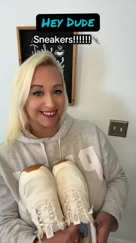 Hey dude sneakers!!! #heydudes #sneakers #momhack #tiktokshopholidayhaul @HeyDude 
