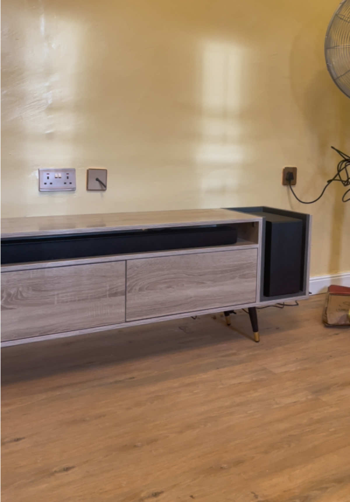 Send a dm to order: +2348149714167 #tvstand #furnituredesign #oktfurniture 