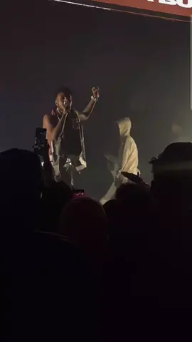 @Bura bull 🤟 @Bereket apex  #fypシ゚viral #burabull #stage_performance @💔👹 @Esube t.b.h 🩸@Apex Entertainment 