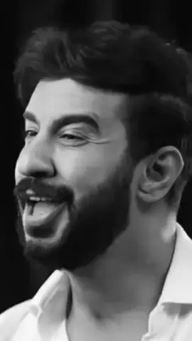 انا مؤمن إيمان تام ان ربنا لما بيلاقي قلب تعب بيبعتله شخص من عنده♥️ #سيد_نجم 