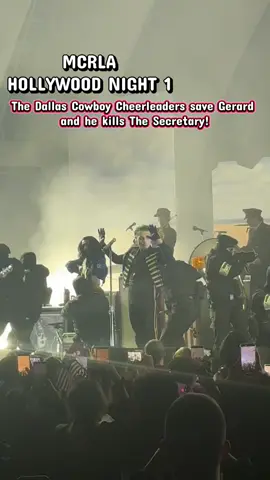 This was hot too im sorry.. what a night!!! #mcr #mychemical #gerardway #mychem #hollywoodbowl 