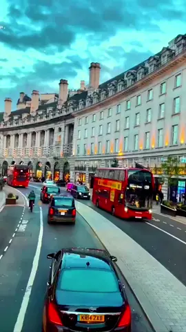 🇬🇧🌟 Feel the Beauty, Discover the Spirit of Britain! ❤️🏙️ Britain is more than just a destination — it’s a collection of beautiful moments, fascinating places, and unforgettable experiences! 😍✨ From lively city streets and stunning architecture to peaceful countryside views, there’s always something special around the corner. 🇬🇧🌿 Take a moment to explore, enjoy the atmosphere, and appreciate the little things that make the UK unique! 📸💫 💬 Which would you explore first: the beautiful streets of London or the peaceful countryside of Britain? 👇❤️ #BritainLife #UKDiscoveries #BeautifulUK #BritishSpirit #ExploreLondon          