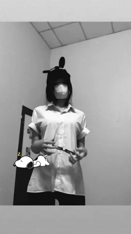 trend của bà linaa😷😪  #tiktokdance #xuhuong #xh #viral #fyp 