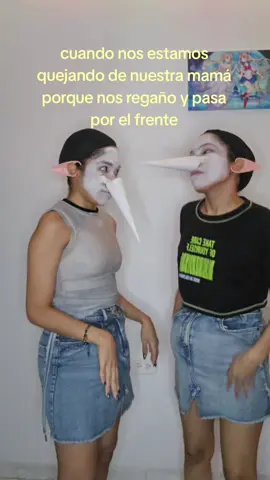 En este Halloween les deseo una hermana como la mía jajaja xd #blutifruti #cosplay #Twins 