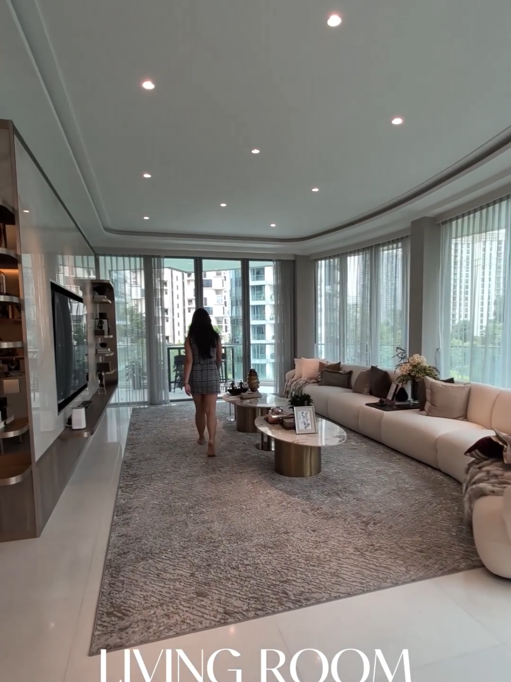 This 4 bedroom in Orchard just dropped it's price by a whooping $2million! Come Chope this rare opportunity with me today at 92227534! #singaporeproperty #fyp #sgproperty #realestatesg #propertydeals 