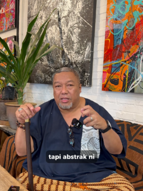 Rupanya Uncle Fie ada kafe sendiri juga tau! Suasana dekat sini pun tenang je. Siapa sangka boleh lepak minum kopi sambil layan art? ☕ @fieart66 @warunkkoffie 📍 Warunk Koffie Seksyen U17, Lot 1686, Jalan Gajah 10, Kampung Kubu Gajah, 40160 Shah Alam, Selangor. #NaraViral #NaraTrending #NaraOriOC #WarunkKoffie #Art