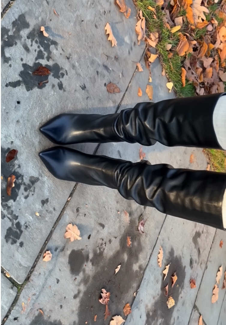 Fall in love with this autumn vibes 🍂#viral #outfitinspo #fyp #falldealsforyou #casualoutfits 
