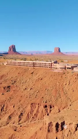 This Hotel Was Built Around One Incredible Sunrise
  #TheViewHotel #MonumentValley #TravelUSA #HiddenGems #DreamDestinations
