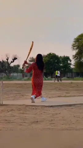 Please repost kro. Mery account py warning aa gai ha🥺 @sarahperviz.1 #cricketlover #cricket #cricketer #cricketlove #tapeball 
