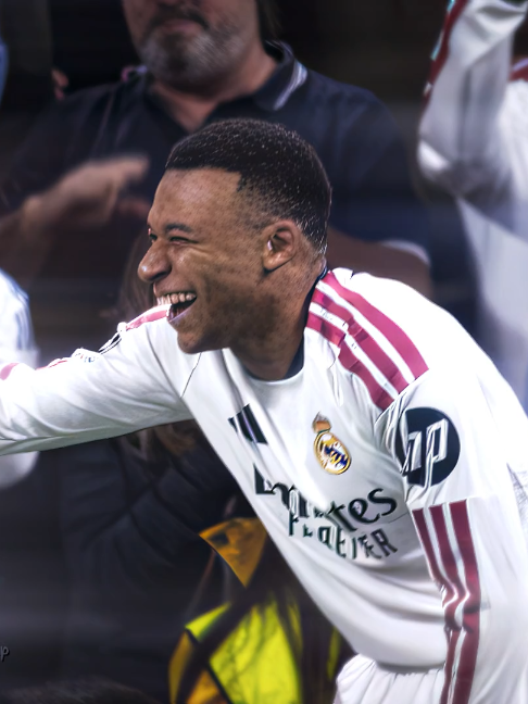 Mbappe 🥰 || #kylianmbappé #mbappe #realmadrid #hanasq #harusq #foryou #foryoupage
