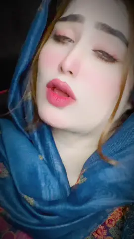 @Ashi Hussain geooo ✌🏻😂#foryoupageofficiall #foryoupageofficiall❤️❤️tiktoklover #virelvideosong2023 #mehrooalioficciall #growmyaccount 