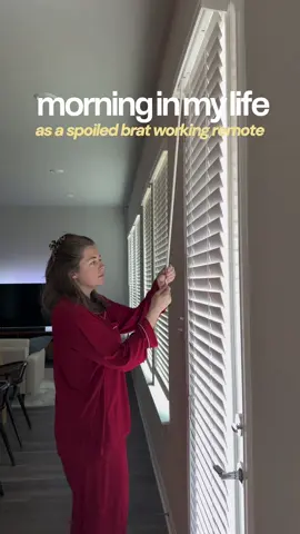 LOVE a slow but productive Friday at home ☀️☀️ pajamas until almost noon hehehe. happy almost weekend!! @RANGER STATION @K18 Hair @MERIT Beauty @ILIA Beauty @rhode skin @Hero Cosmetics @Bloom Nutrition  #giftedbybloom #workfromhome #workoutroutine #remotework #morninginmylife 