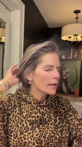 @d'Alba Piedmont refresh aqua spray for the win. #dalba #facialmist #skincare 