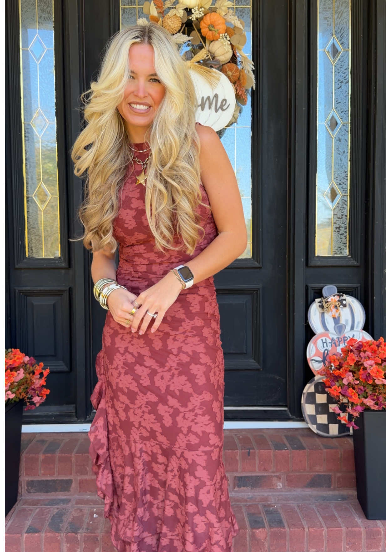 This may be the prettiest dress I’ve ever seen! So stretchy and comfortable too! In love with the floral embroidery #tiktokshopcreatorpicks #TTSBFCM #tiktokshopblackfriday #falldress #fallweddingguestdress