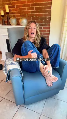 My husband literally tried to steal my favorite new recovery spot 🙄 If you’re on your feet all day, you NEED this. grab it before it sells out! 👇 #tiktokshopfinds #tiktokshop #ttshop #fallfinds #cozyvibes      @XK TOOLS HOME 
