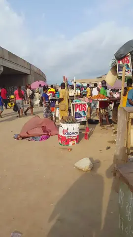 As at today, the Babaloja and Iyaloja of Oju Ore, Ota have issued a strong warning to all traders operating along the ECOWAS Road and under the Oju Ore Bridge. All affected traders are advised to move their businesses into the main market immediately. Please take this warning seriously. The Oju Ore Oruba Ota Market Committee will continue with the enforcement exercise to ensure compliance and maintain order in the area. All traders are advised to cooperate with the market authorities.