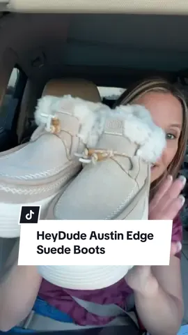 These are so cute!!  @HeyDude #heydudeshoes #heydude #TikTokShopBlackFriday #TikTokShopCyberMonday #DiscoverYourGift 