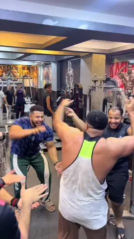 @Mody 🔥 @Badawi❤️🔥 @Eslam eissa خخخخخخ😂😂😂😂😂🤟#بدون_هشتاق #عضلات #gym 