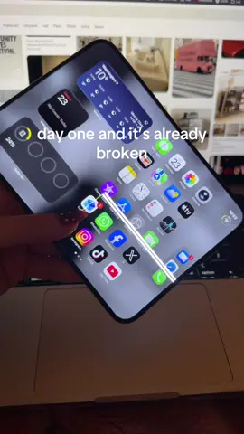 🙃 #iphoneduo #apple 