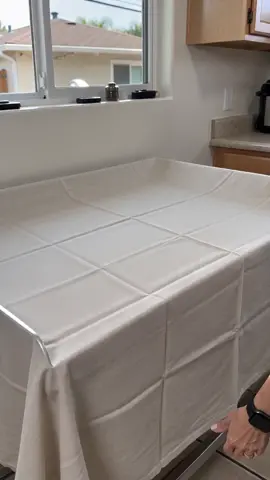 Español 🇪🇸

Esta mesa de trabajo GARVEE de acero inoxidable es ideal para tener más espacio y organización en tu cocina, terraza o área de BBQ. Cuenta con una superficie amplia para preparar alimentos, bordes elevados en tres lados, estante inferior ajustable y patas regulables. Práctica, resistente y fácil de limpiar. ¡Te la dejo en mi carrito naranja!

English 🇺🇸

This GARVEE stainless steel work table is perfect for adding extra space and organization to your kitchen, patio, or BBQ area. It features a spacious food prep surface, a 3-sided backsplash, an adjustable lower shelf, and leveling feet. Practical, durable, and easy to clean. Check it out in my orange cart!

El color, el tamaño, la textura y el rendimiento pueden variar según el producto y el uso.

#BlackFridayDeals #KitchenEssentials #TikTokShopBlackFriday #TikTokShopCyberMonday #Moras