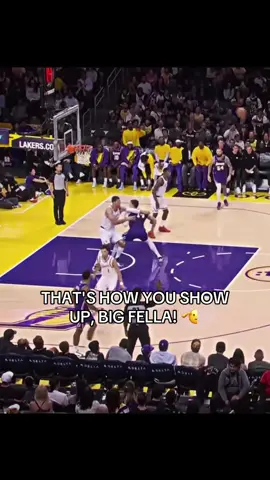 WALKER KESSLER, WHAT A BEAST! Second game of the season and Walker Kessler is already putting up numbers! 👀 22 points, 8 rebounds, 6 blocks and 3 assists. Lakers take down the Clippers, 125-117! 💜💛 (🎥 Video footage courtesy of NBA / YouTube.) (All rights belong to their respective owners. No copyright infringement intended.)