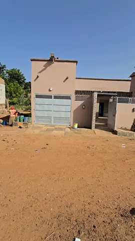 10 000f par jour kati Bamanan kin 00 223 74 18 44 43 Cabinet Malien de l'immobilier 