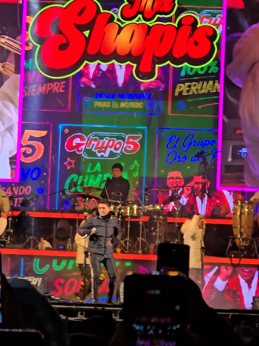 Grupo 5 - Serenata por el aniversario de Juliaca 🥳 #juliaca #juliacacity 
