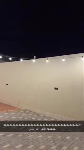 يعد برج المملكة واحدًا منأ برز ما المعالم المعمارية في الرياض، ورمزا حديثا يعكس تطور المملكة العربية السعودية ونهضتها العمرانية. منذ افتتاحه، أصبح البرج وجهة رئيسية للسكان والزوار، ليس فقط لارتفاعه المميز، بل أيضًا لما يقدمه من مرافق متنوعة وتجربة فريدة. تم افتتاح برج المملكة عام 2002، وهو مشروعبرج المملكة واحدًا من أبرز المعالم المعمارية في الرياض، ورمزا حديثا يعكس تطور المملكة العربية السعودية ونهضتها العمرانية. منذ افتتاحه، أصبح البرج وجهة رئيسية للسكان والزوار، ليس فقط لارتفاعه المميز، بل أيضًا لما يقدمه من مرافق متنوعة وتجربة فريدة. تم افتتاح برج المملكة عام 2002، وهو مشروع تابع لشركة شركة المملكة القابضة التي يملكها الأمير الوليد بن طلال. يبلغ ارتفاع البرج حوالي 302 متر، ويتكون من 99 طابقا، ما جعله لفترة طويلة أحد أطول المباني في قدد الشرق الأوسط، تضميمه الفريد الذي يشتبه فتحة القوسة فلي عط أعلاه يميزه عن بقية ناطحات السلحاب، وقد صمم ليكون تحفة معمارية تجمع بين الحداثة والهوية المحلية. يضم البرج مجموعة واسعة من المرافق، منها مكاتب إدارية، وشقق سكنية فاخرة بالإضافة إلى فندق فورسيزونز الرياض الذي يعد من أفخم الفنادق في المدينة. كما يحتوي على مركز تسوق ضخم يعرف باسم مملكة مول، ويضم العديد من العلامات التجارية العالمية والمطاعم الراقية من أبرز معالم.... لا احد ياخذه بدون لايك بذمتك تابع لشركة شركة المملكة القابضة التي يملكها الأمير الوليد بن طلال. يبلغ ارتفاع البرج حوالي 302 متر، ويتكون من 99 طابقا، ما جعله لفترة طويلة أحد أطول المباني في قدد الشرق الأوسط، تضميمه الفريد الذي يشتبه فتحة القوسة فلي عط أعلاه يميزه عن بقية ناطحات السلحاب، وقد صمم ليكون تحفة معمارية تجمع بين الحداثة والهوية المحلية. يضم البرج مجموعة واسعة من المرافق، منها مكاتب إدارية، وشقق سكنية فاخرة بالإضافة إلى فندق فورسيزونز الرياض الذي يعد من أفخم الفنادق في المدينة. كما يحتوي على مركز تسوق ضخم يعرف باسم مملكة مول، ويضم العديد من العلامات التجارية العالمية والمطاعم الراقية من أبرز معالم#tiktok #explore #fyp #foryou 