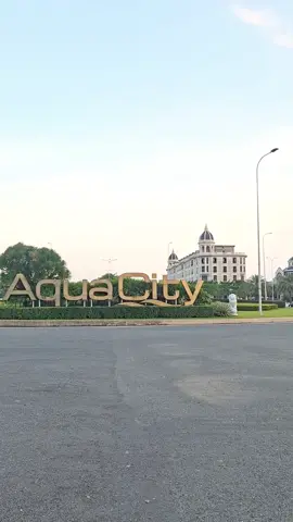 Chiều tản bộ và ngắm hoàng hôn tại quảng trường KĐT Aqua City. #hoangbienaquacity #KDTAquacity  #aquacitydongnai #trendingtiktok 
