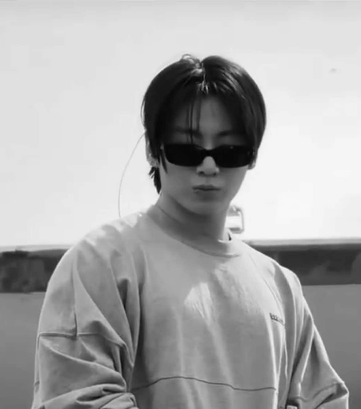 It’s so tight. #jungkook #arirang #정국 #jungkookbts 