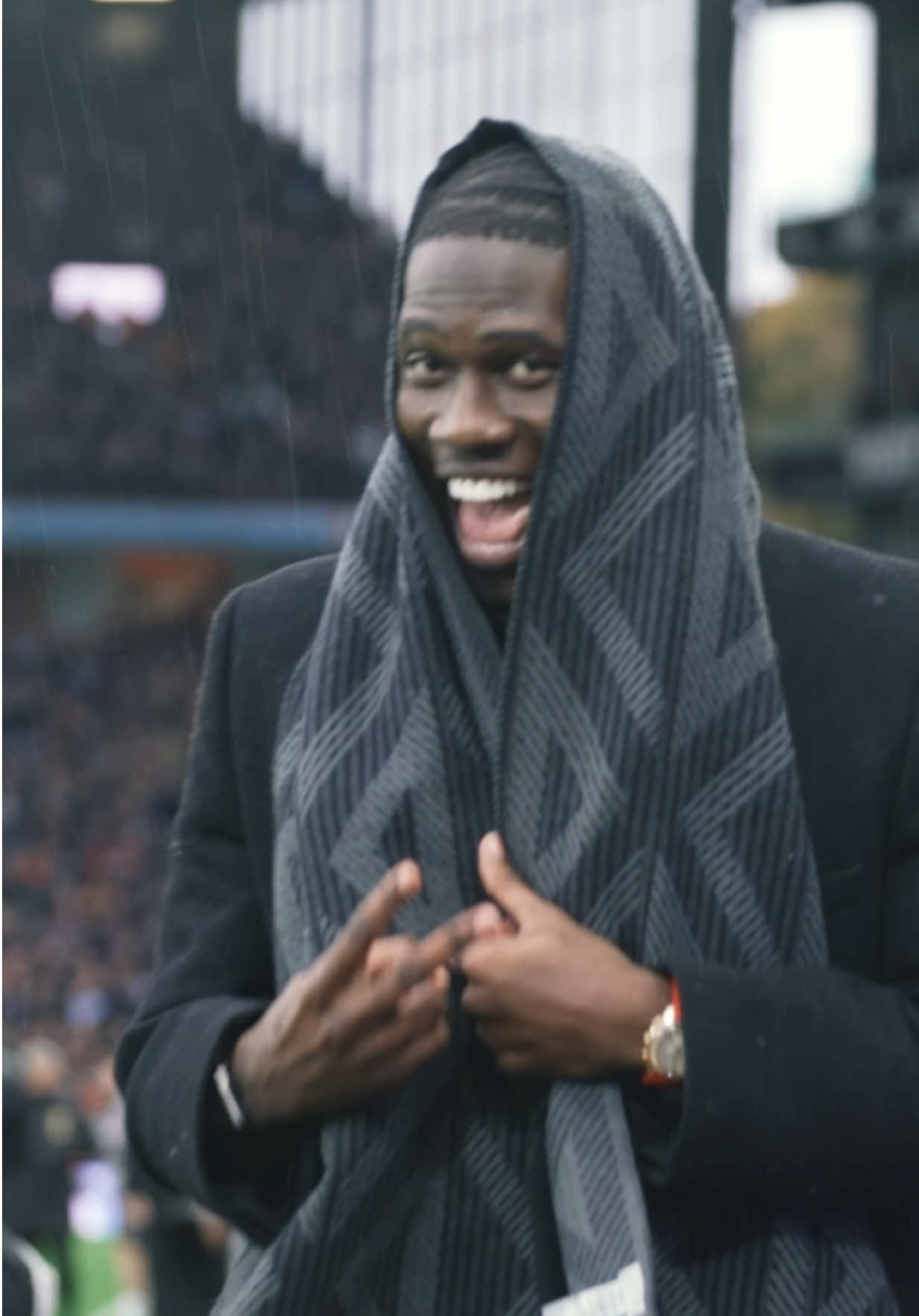 The three points are so back 🔒 #astonvilla #PremierLeague #AmadouOnana