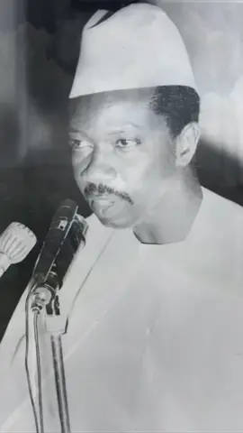 SERIGNE CHEIKH AHMED TIDJANE SY AL MAKTOUM  #tidiane_mouride_khadre_layéne #rappels_islam #rappel #kaylor #freekaylo @Sokhna Zeynab Thiam✪ @ICOSPORT HOMME D FOOT LOCAL @l'artiste Fatima 🎨🖌️🎼✨ @Sylla Humoriste 