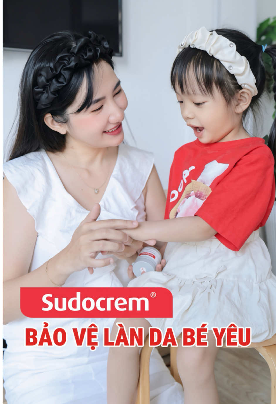 Mẹ luôn để ý những điều nhỏ nhất của con 💕  Sudocrem – Da khó chịu, vỗ về là dịu.  @Sudocrem Việt Nam  #Sudocrem #DiuDa #ManDo #KichUng #HamTa