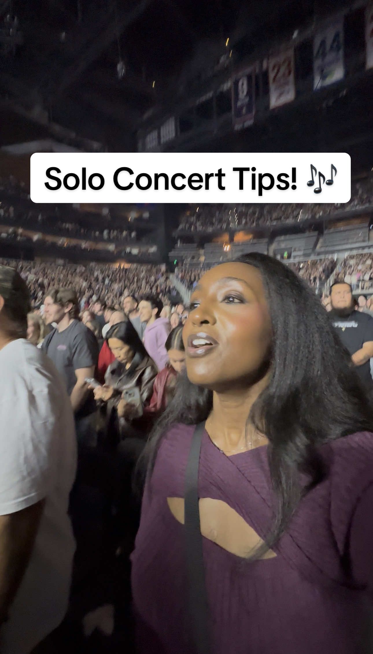 Would you go to a concert alone?! ⭐️👀 #soloconcert #concertvlog #concerttips #sombr #solodate @sombr 