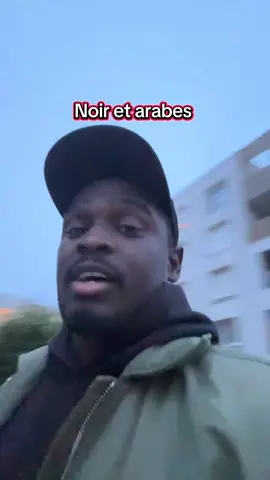 Un messages pour les noirs et les arabes #politique #racism 