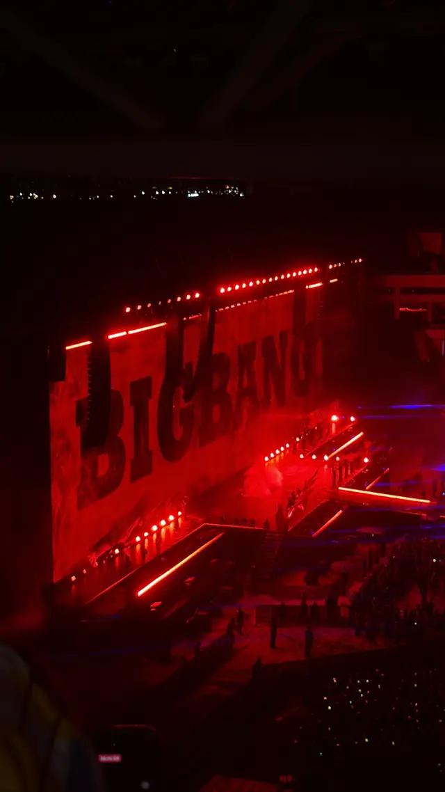 BIGBANG is back #xxcosmos #bigbang #hanoi 