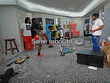 same robot btw 💀 #robot #kaicenat #spiderman #edit #fyp 