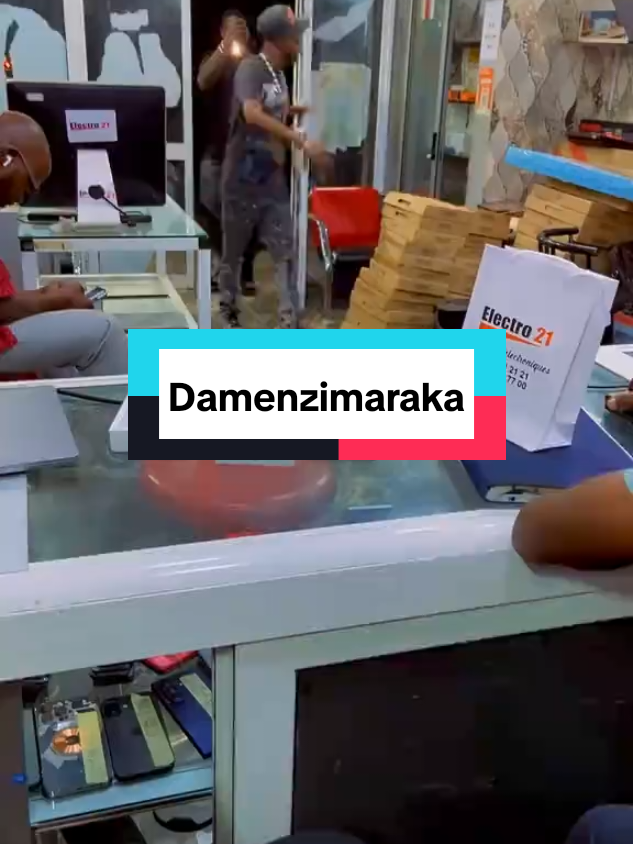 la visité de gaspy iPhone  #malitiktok🇲🇱 #damenzimaraka #mali #damenzimaraka 