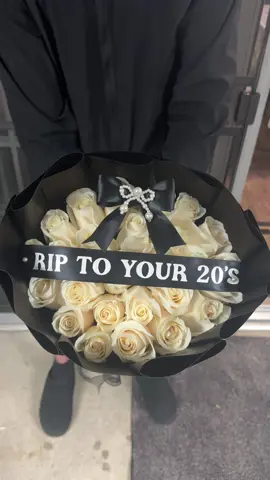 Custom bouquets for every era and every milestone 🖤🖤🖤.                  📩 DM to order your custom birthday bouquet! #BloomsAndSweets #RIPToYour20s #DirtyThirty #BirthdayBouquet #LuxuryBouquet 