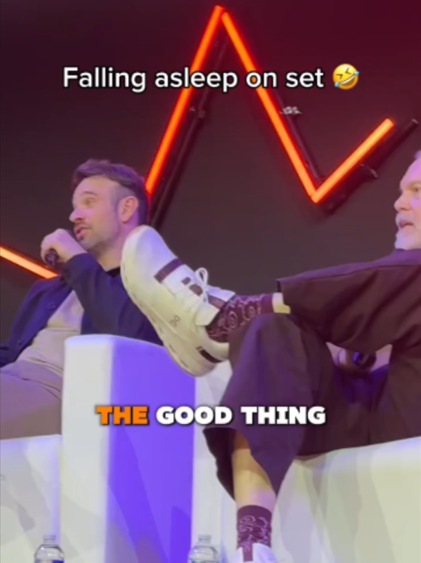 CHARLIE COX HAHA..... #CharlieCox #WilsonBethel #DaredevilBornAgain