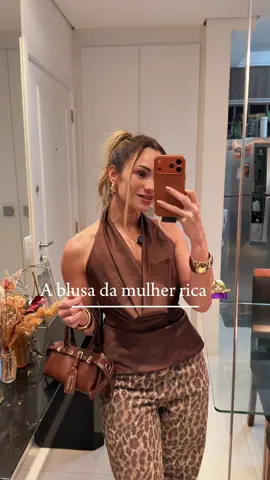 A blusa da mulher rica, de milhoooooes na conta !  #garotasapoiamgarotas💝🎀✨️  #tiktokshop  #modafeminina  #blusafeminina  #creatorsearchinsights 