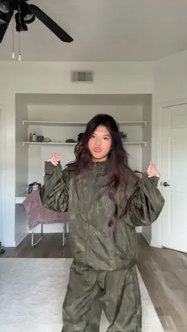 the swaggest tracksuit ever @Hours code MYLA #tracksuit #outfitinspo 