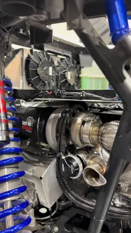 600+ WHP Pro R Loading….. #sneekytuned #sneekysxs #dmracing #bluechew #tpr @D.M.Racing @Dirt Monkey Performance 
