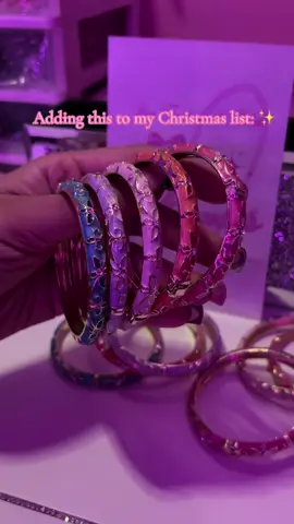Jewelry I need on my Christmas list 🤭💎  Shop amorbracelets.com @Amor Bracelets 🤎🕸️✨  • • #amorbracelets #jewelrybusiness #shopwithme #hellokitty #cutejewelry 