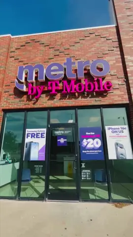Our phone bill shouldn’t feel like a car payment. 😅📱 Norman, when was the last time you checked if your phone plan still fits your budget? Come chat with us at Hello Unlimited! We’ll walk you through your options and see what you could save. 💜 📍 2305 West Lindsey St, Suite 119 Norman, Oklahoma Stop by and send this to the person who’s always complaining about their phone bill. 👀 Hello Unlimited | Authorized Retailer of Metro by T-Mobile #HelloUnlimited #MetroByTMobile #NormanOK