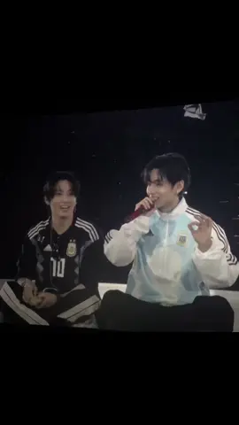 Jungkook is so in love #taekook #vkook #kookv #kooktae #taekookforever 