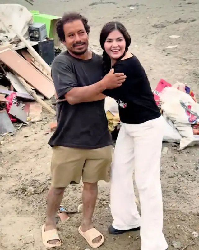 👏👏 Jilari llego a huacho con su ayuda social y esta vez logró recaudar 37 k para que el padre soltero de 5 hijas pueda construir su casa gracias ala comunidad de fans de 🦁 #noticiastendencia # #Jilari#sorprendente #AyudaSocial
