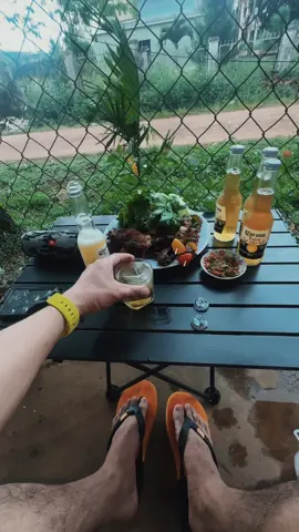 Cuộc sống mà, lúc này lúc kia chứ đâu suôn sẻ hoài được hả anh em 👍🏻